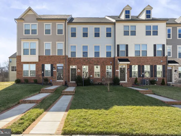 18039 Red Mulberry Rd, Dumfries, VA 22026