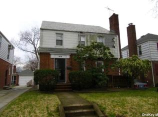 157-51 27th Ave, Flushing, NY 11354