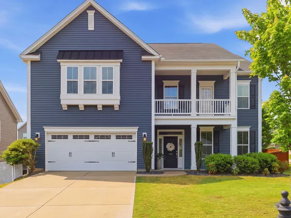 159 Leigh Creek Dr, Simpsonville, SC 29681