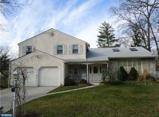 118 Henfield Ave, Cherry Hill, NJ 08003