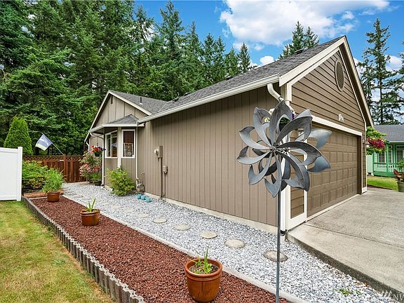 3rd image of 24302 30th Avenue Ct E