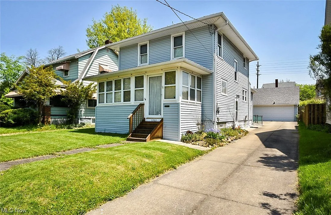 1261 Neptune Ave photo 1