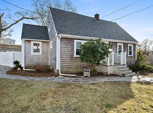 97 Green St, Abington, MA 02351