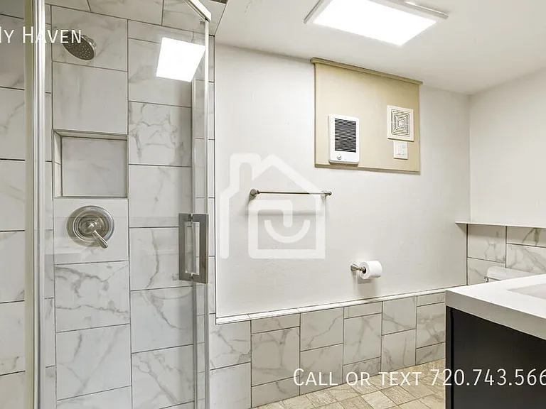802 S Sherman St — Photo 13
