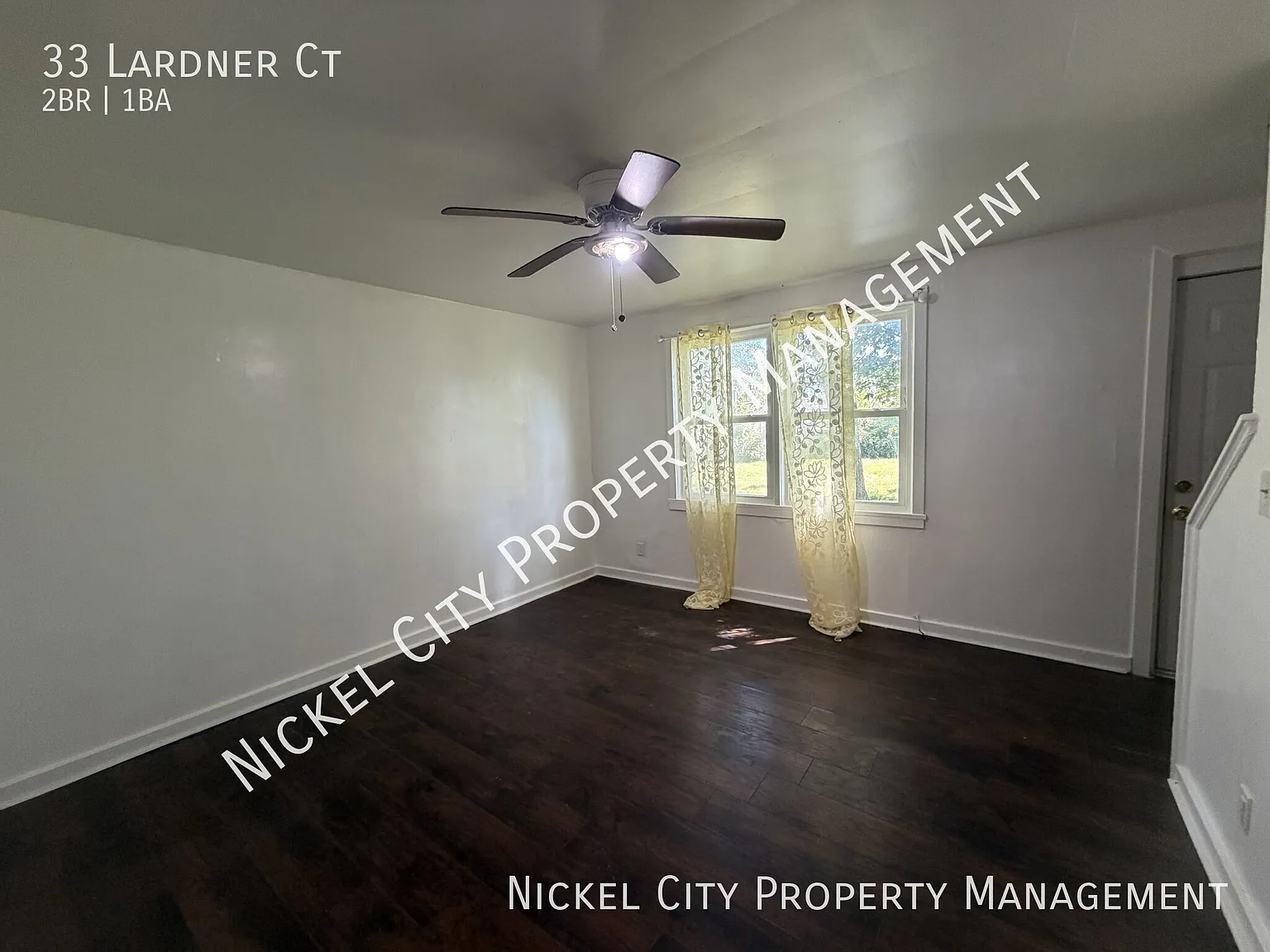 33 Lardner Court — Photo 2