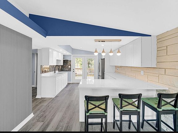 4th image of 1206 W 151st St