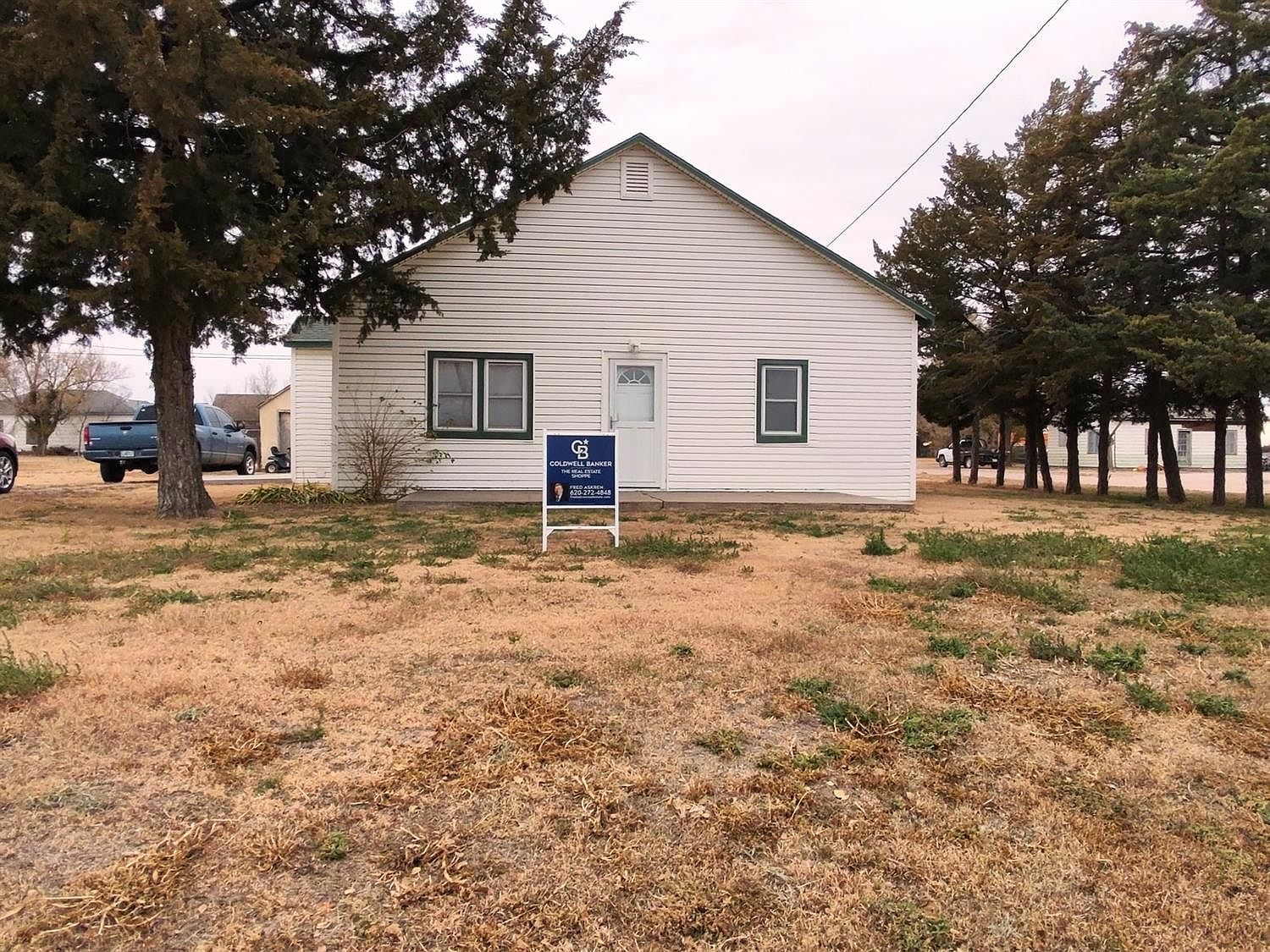 1010 N 4th St, Leoti, KS 67861 Zillow