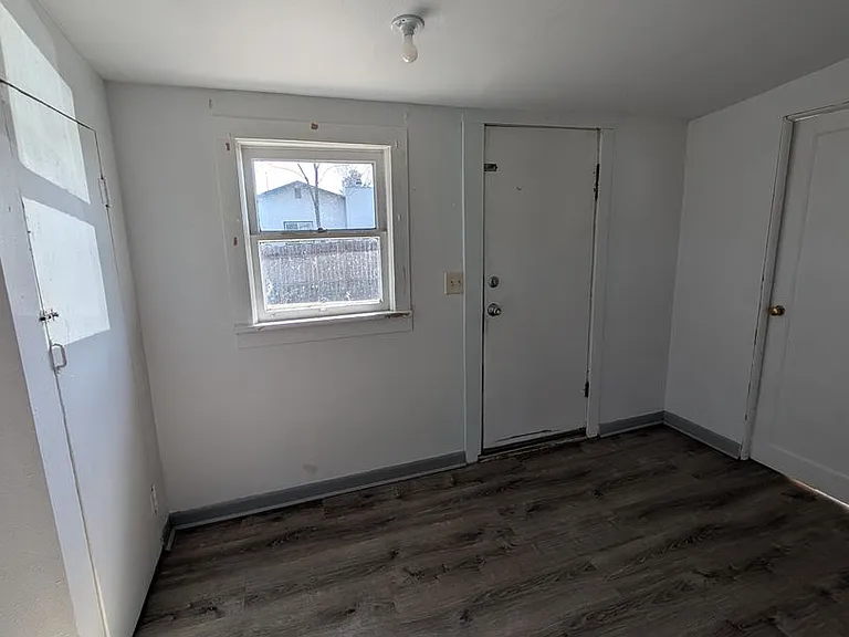 3623 Anderson Ave — Photo 9