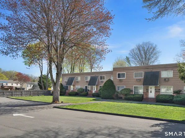 201 Highview Avenue #F2, Stamford, CT 06907