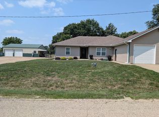 25 Walnut St, Reading, KS 66868