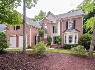 9032 Cardinal Ridge Ct, Charlotte, NC 28270