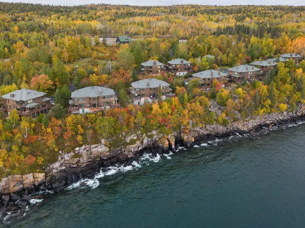 623 Windsong Dr, Beaver Bay, MN 55601