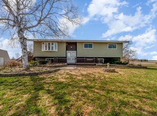 1991 W Parish Rd, Linwood, MI 48634