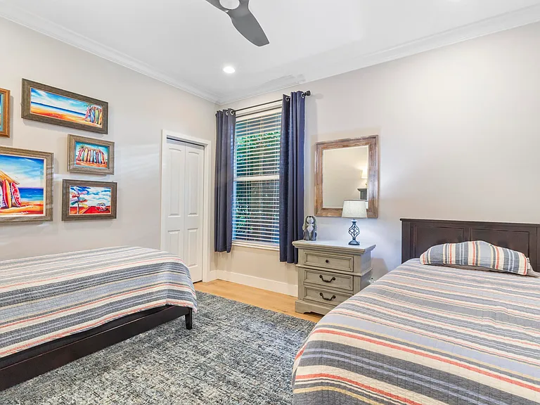 15611 Milan Ct — Photo 32