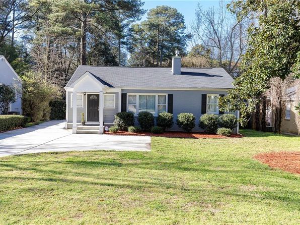 Swimming Pool Atlanta Real Estate 1 879 Homes For Sale Zillow