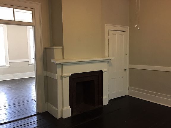 2nd image of 1115 Jefferson St #B