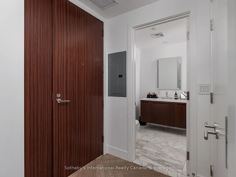 180 University Ave #2802 — Photo 32