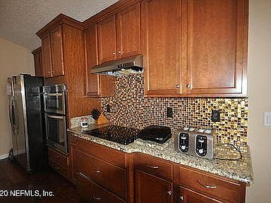 3rd image of 1004 Torry Ct