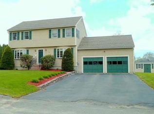 24 Vista Cir, Methuen, MA 01844