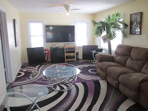 4th image of 624 N Hollis Ave
