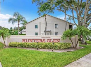 2067 Hunters Glen Dr APT 312, Dunedin, FL 34698