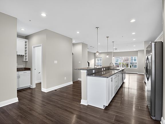 2nd image of 11387 Tolkien Ave