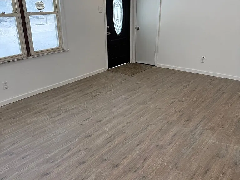 805 N Atchison St — Photo 12