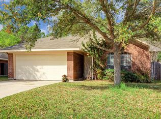 6215 Star Lake Dr, Humble, TX 77396