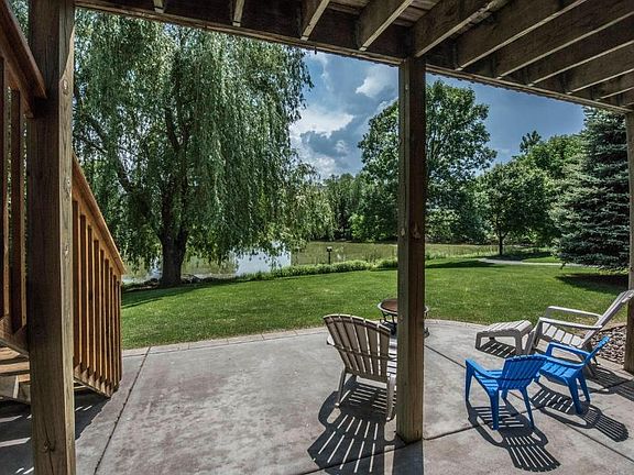 3rd image of 8557 Savanna Oaks Ln