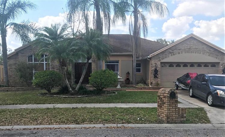 1st image of 2734 Hoffman Dr