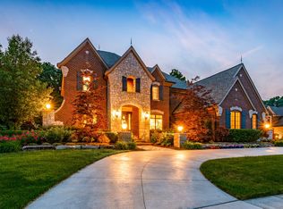 21531 Equestrian Trl, Northville, MI 48167