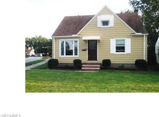 13408 Maple Leaf Dr, Garfield Heights, OH 44125