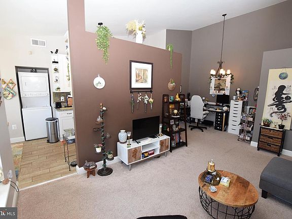 5th image of 8397 Buttress Ln APT 401
