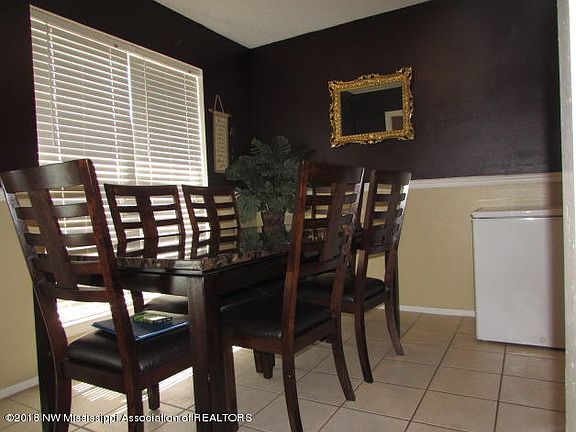5th image of 7210 Dunbarton Dr