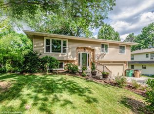 713 34th Pl, West Des Moines, IA 50265