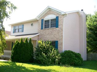 3104 Saint Helens Ct, Springfield, IL 62704