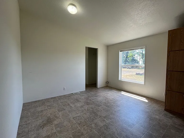 29426 Dane Ln — Photo 6