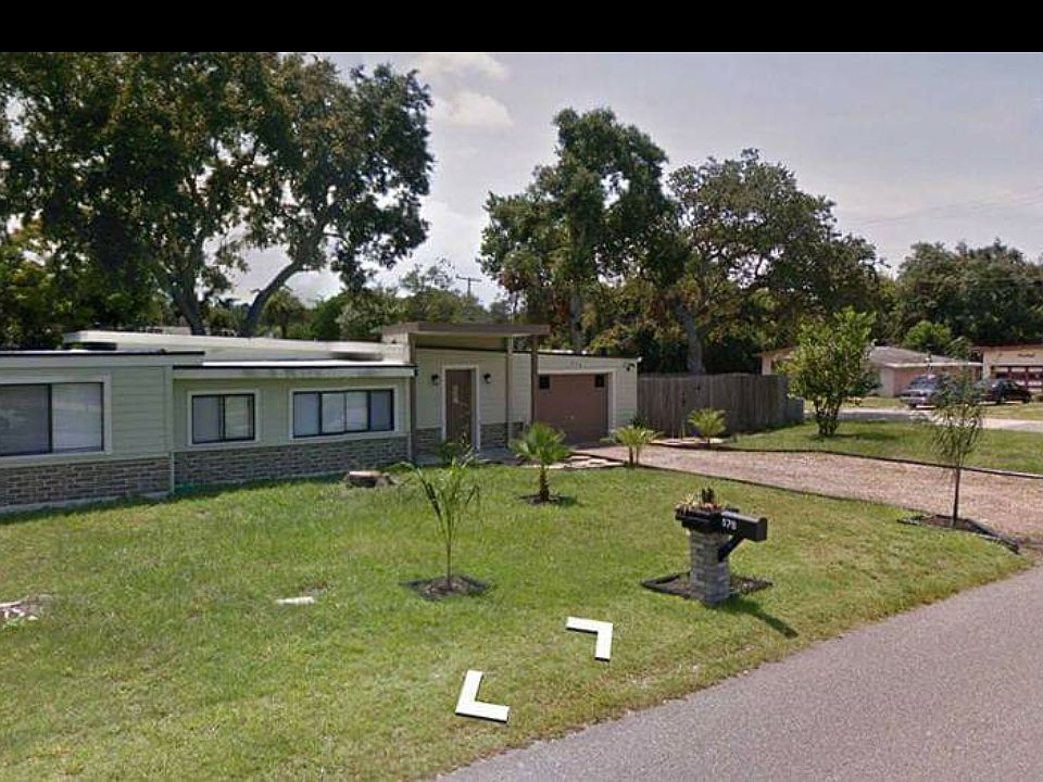 1st image of 576 Heineman St