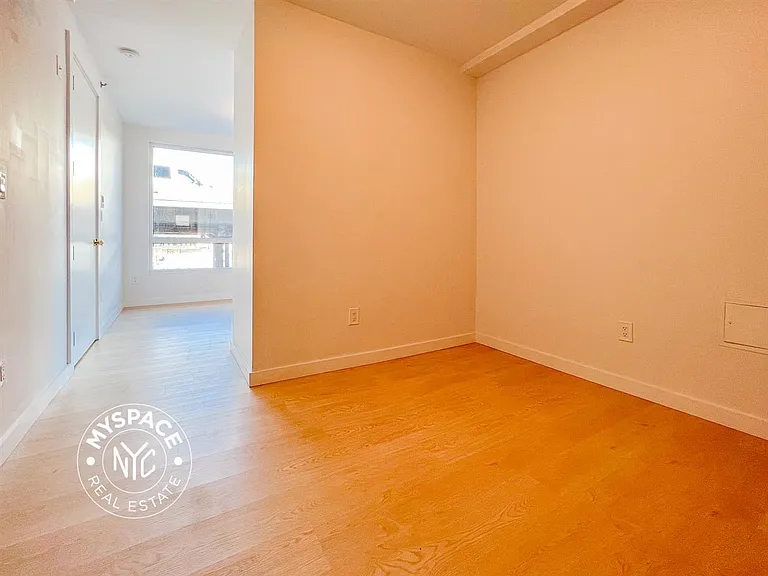 280 Meeker Ave #1105 — Photo 14