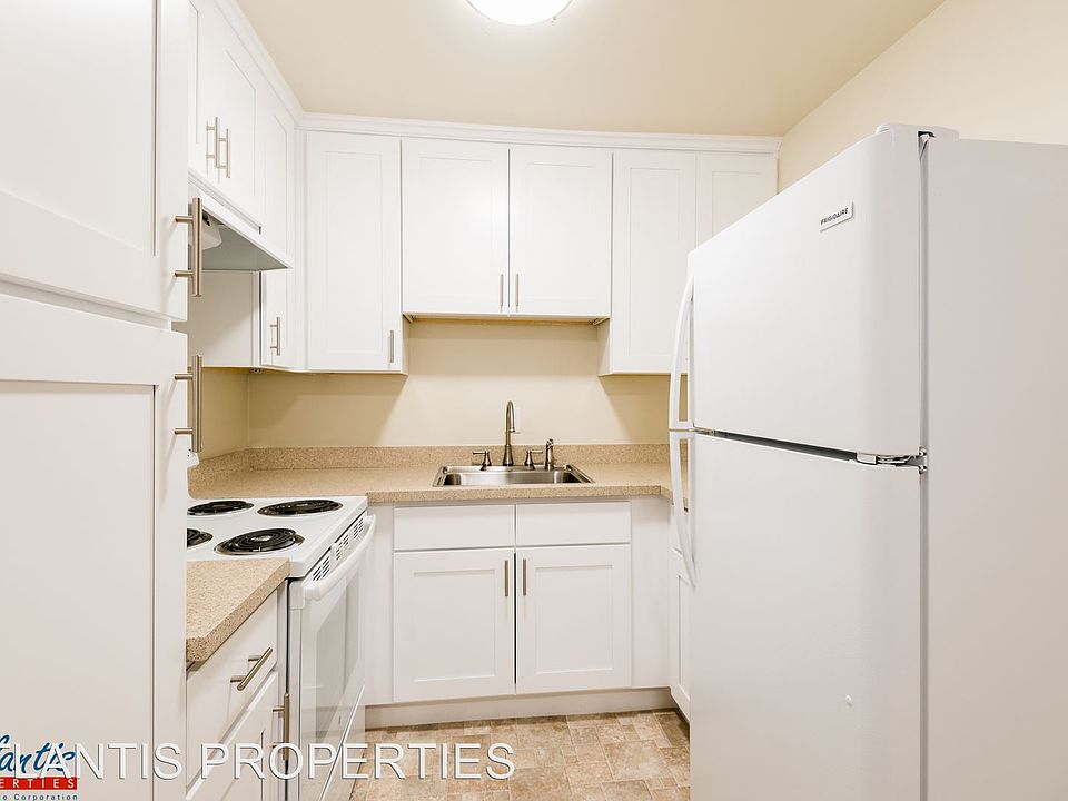 1st image of 5682 Hoffman Ct APT 02