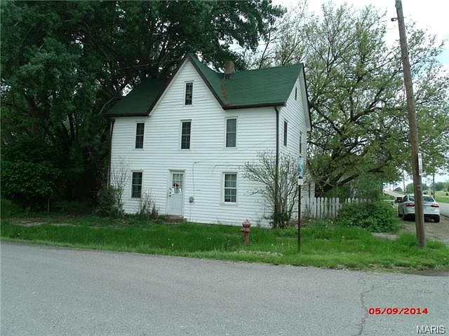 1st image of 302 S Hickory St