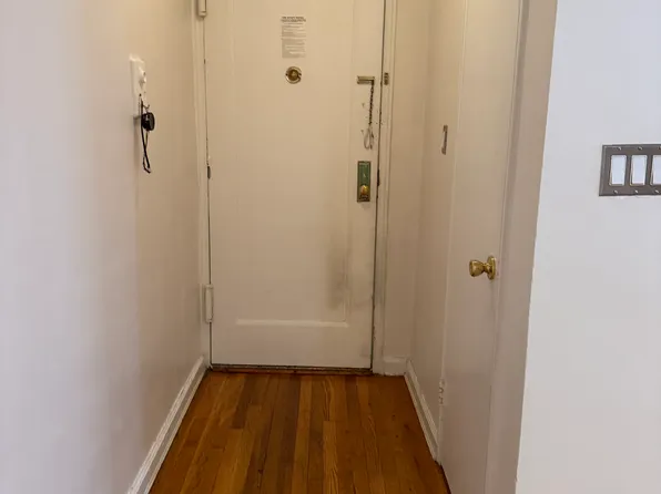 67-25 Clyde Street image 9 of 13