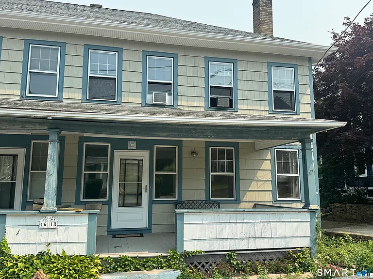18 Spicer Ave — Photo 1