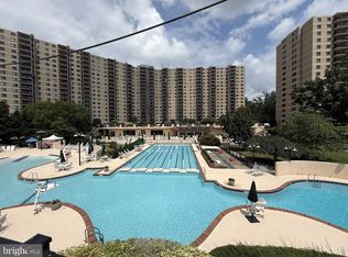 205 Yoakum Pkwy Unit 1004, Alexandria, VA 22304