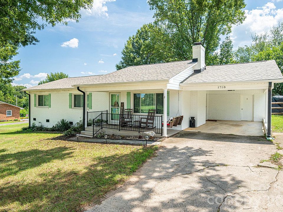 1st image of 1718 Woolie Rd