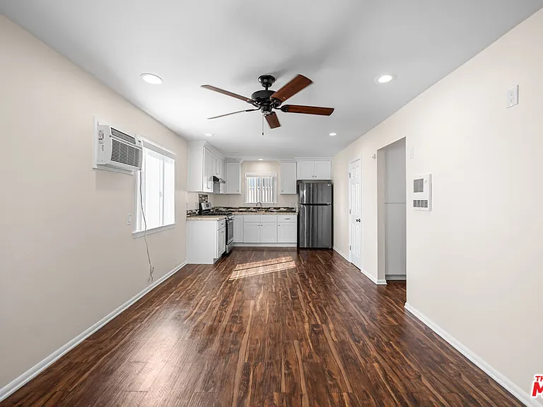 432 N Harvard Blvd — Photo 11