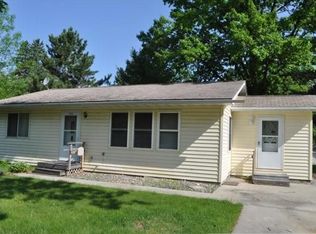 216 Park Ave W, Hackensack, MN 56452
