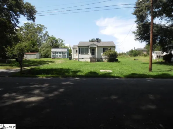 207 Flora Ave, Greenville, SC 29611