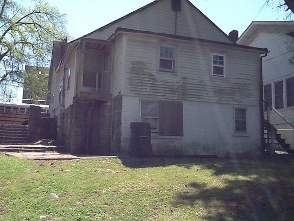 5th image of 18 N Hill St