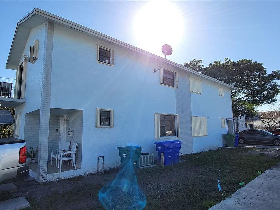 2nd image of 200 SW 20th Ave